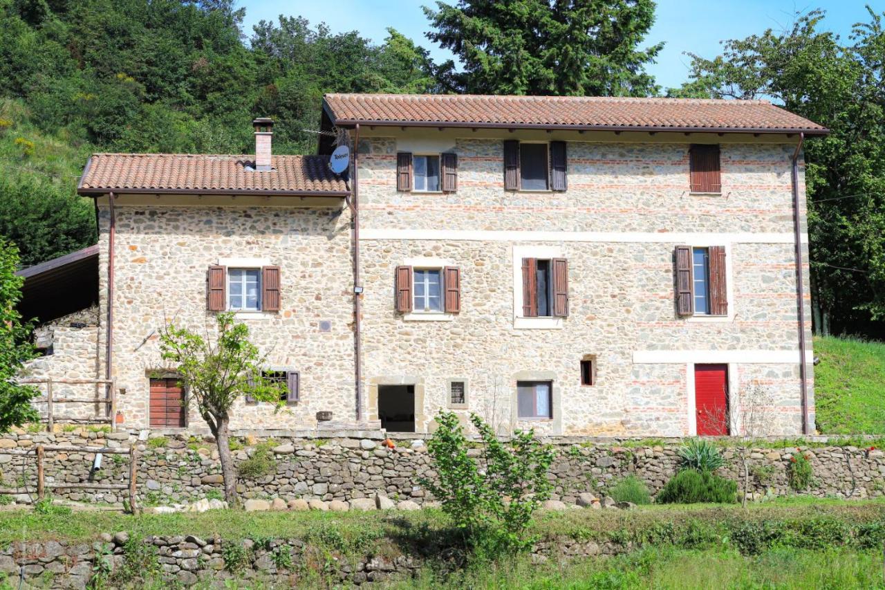 Agriturismo La Cascina Dei Chicchi Bagnone Exteriör bild